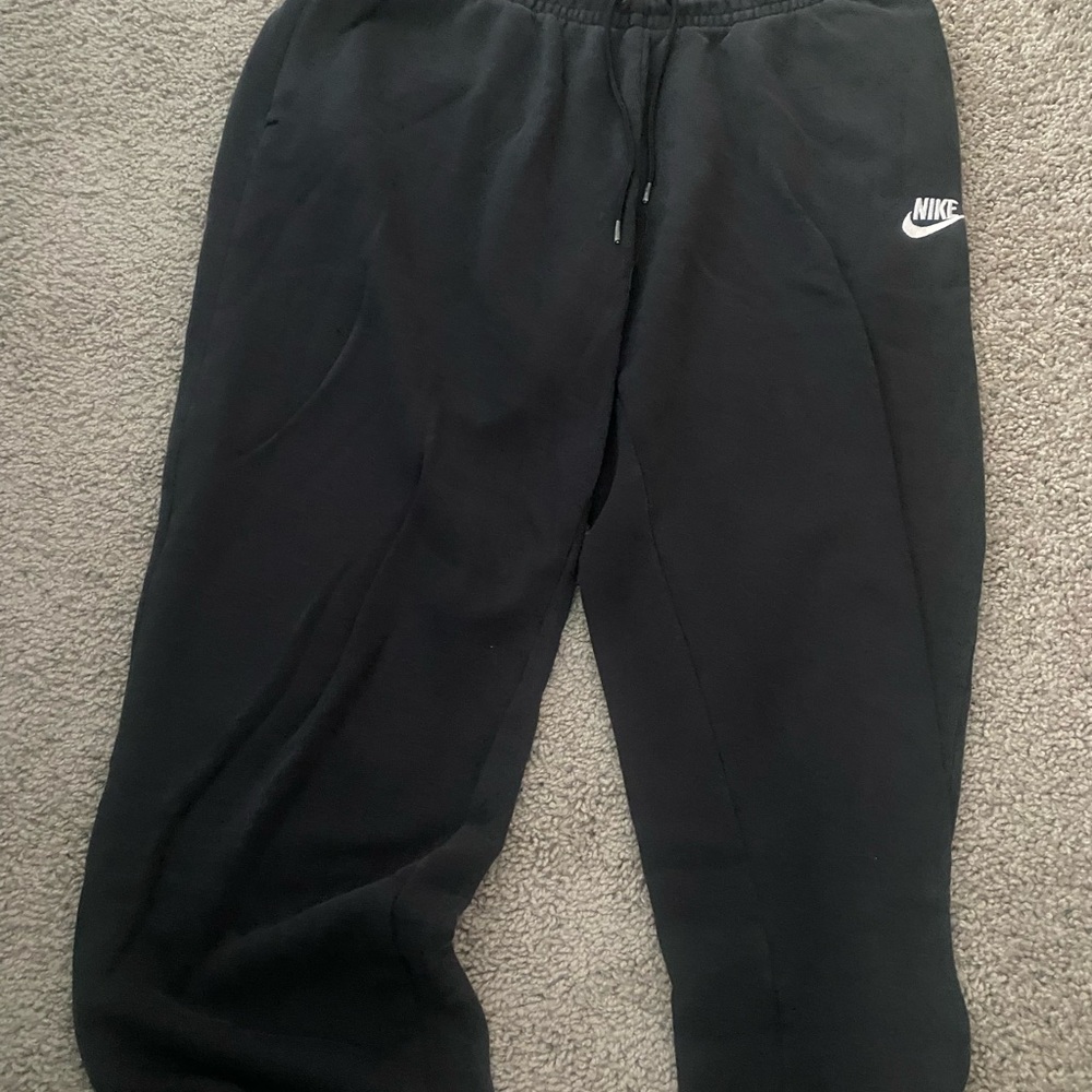Nike Black Sweatpants Comfortable Athletic Wear
